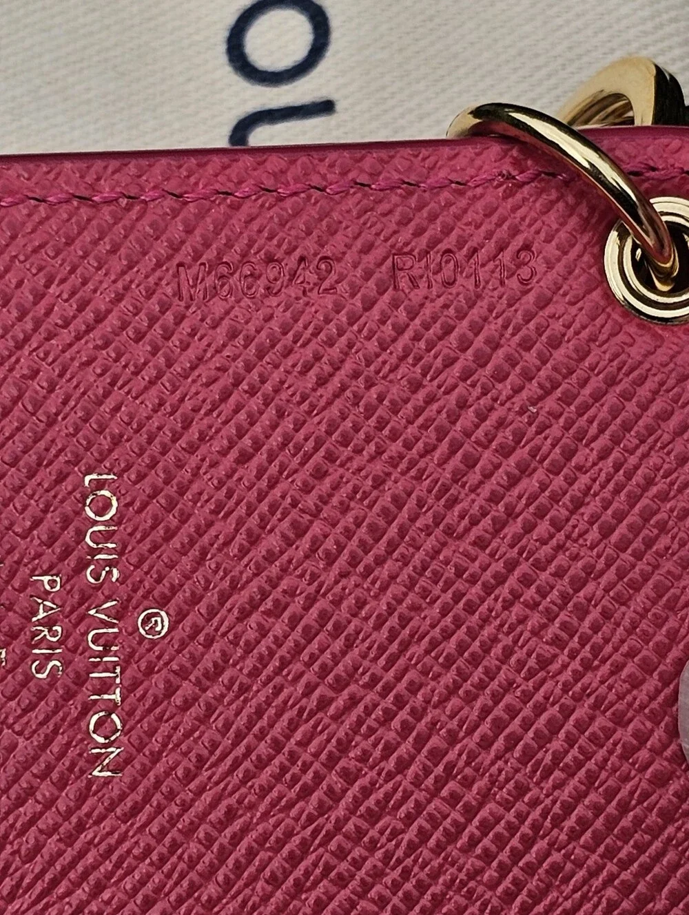 Louis Vuitton Illustrate Bag Charm Pink